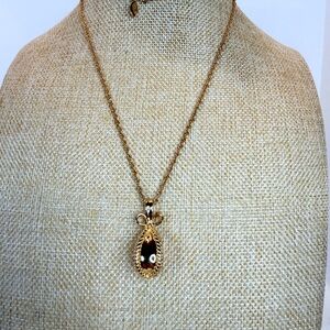 Joan Rivers Elegant Gold Pendant Necklace